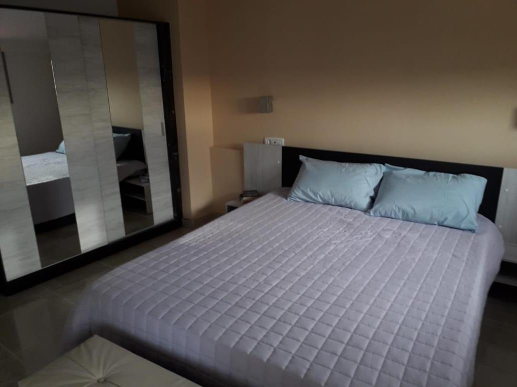 Instyle Zakynthos Town Apartment Buitenkant foto